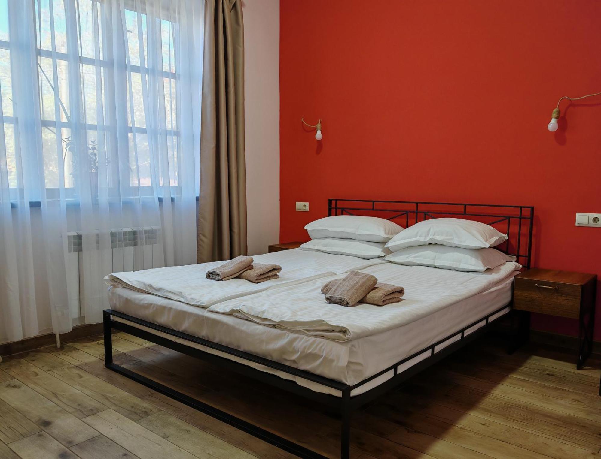 Blur Inn Gallery Jerevan Buitenkant foto