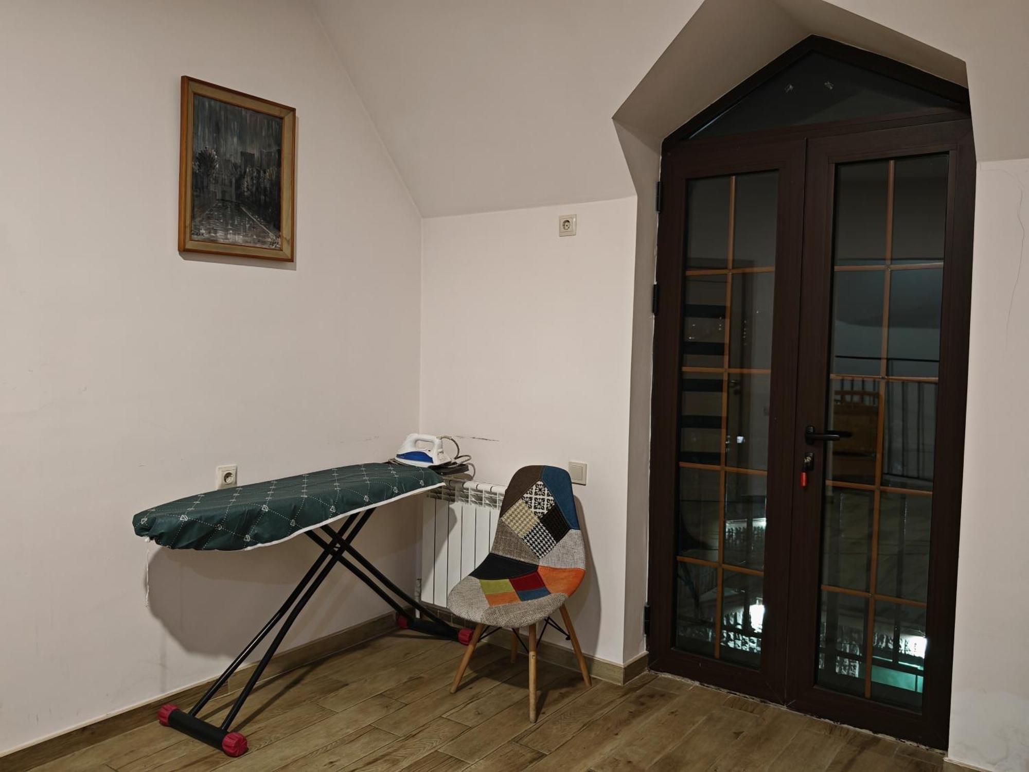 Blur Inn Gallery Jerevan Buitenkant foto